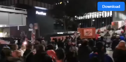 Demonstration this evening and for the fourth consecutive Thursday in Bern in Switzerland against the sanitary PASS